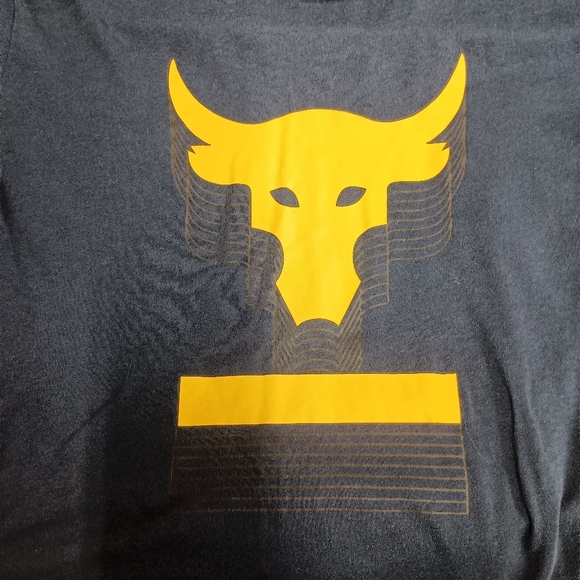 Under Armour Gray HeatGear Shirt - Picture 4 of 8